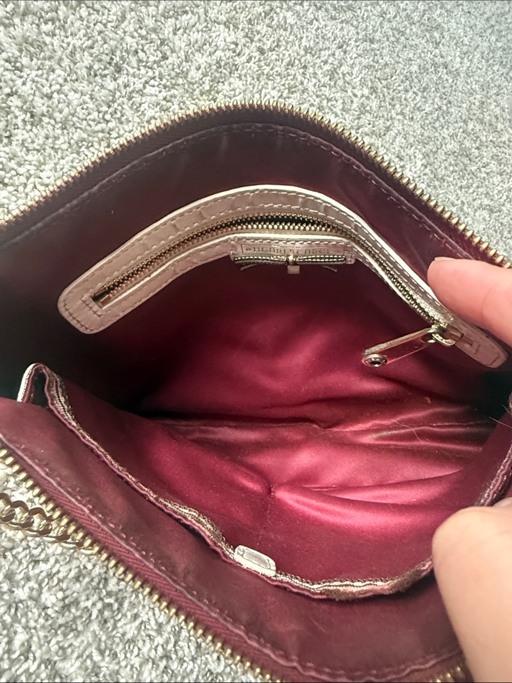 Henri Bendel Berry Red Leather Crossbody Bag with Gold Chain Accent - Picture 4 of 9